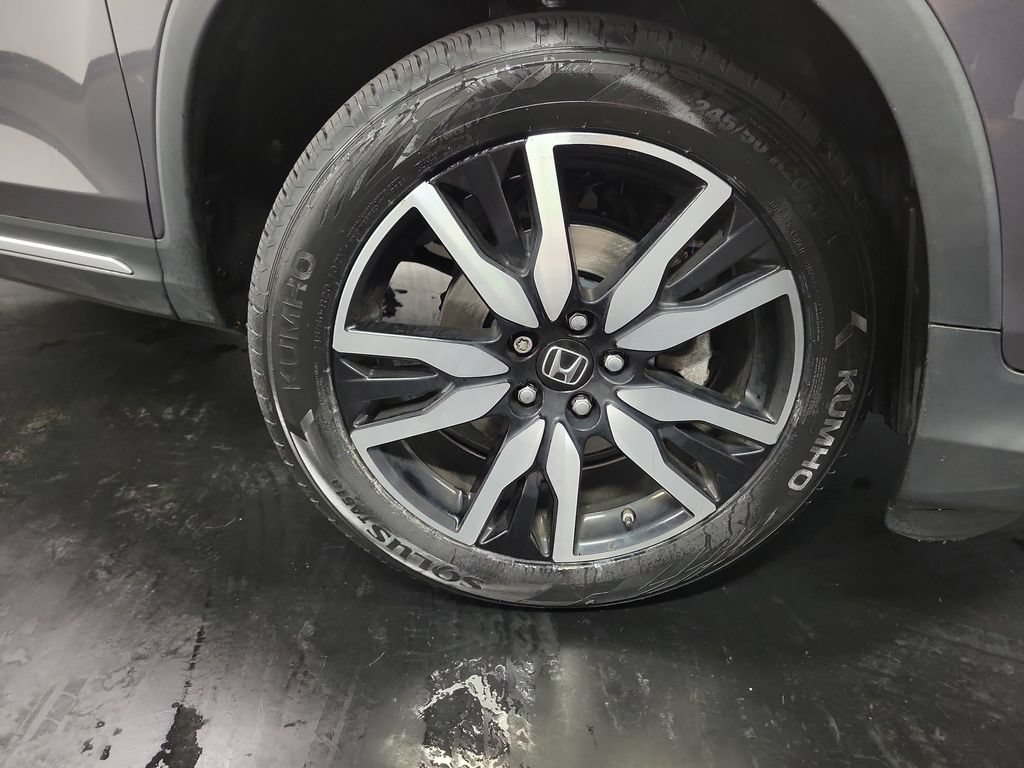 Used 2019 Honda Pilot Touring image 10