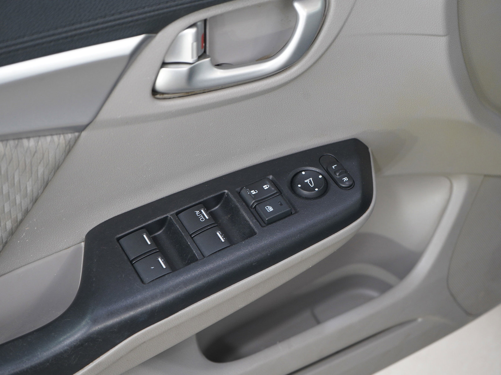 Used 2014 Honda Civic EX image 19