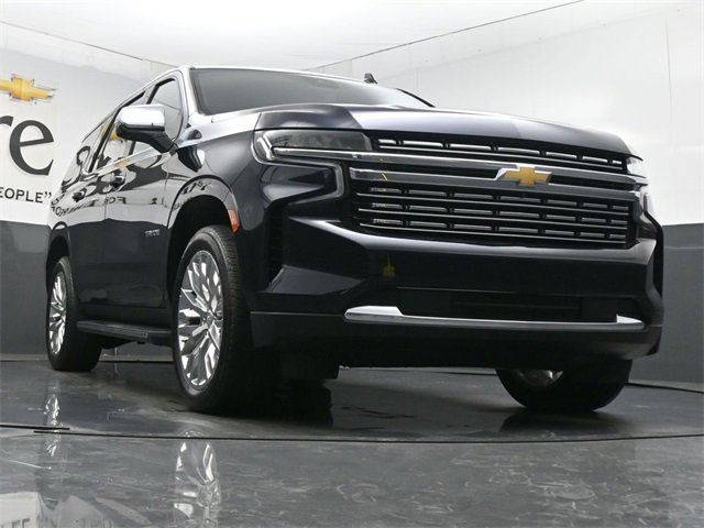 Used 2024 Chevrolet Tahoe Premier image 3