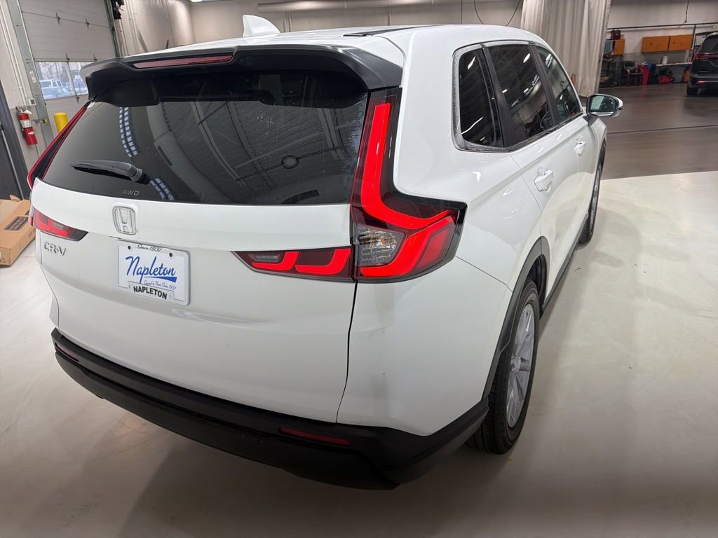 Used 2025 Honda CR-V EX image 7