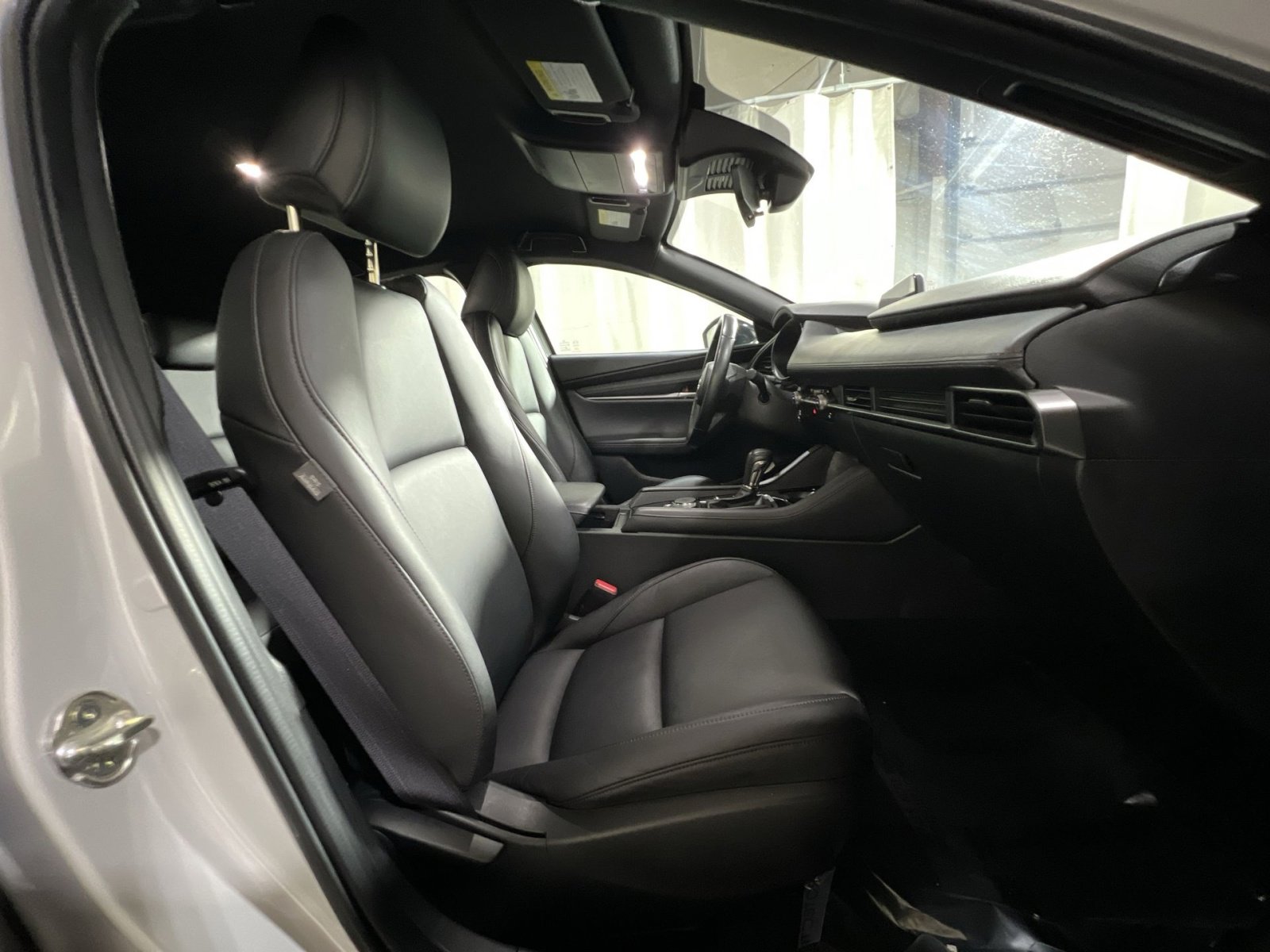 Used 2024 MAZDA MAZDA3 s FWD image 45
