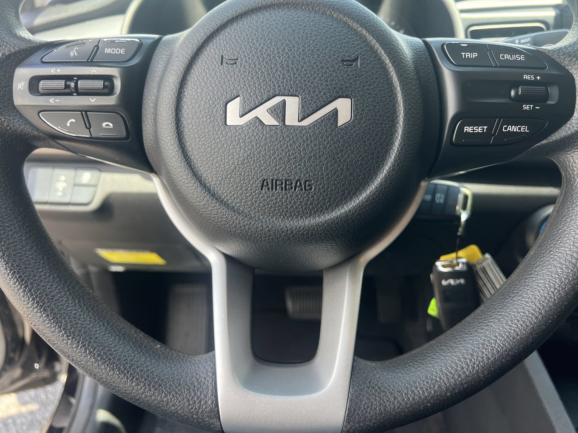 Used 2022 Kia Rio S FWD image 8
