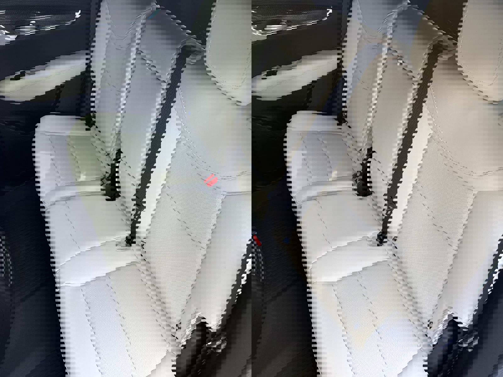 New 2025 Cadillac XT5 Sportv w/ LPO, Floor Liner Package image 14