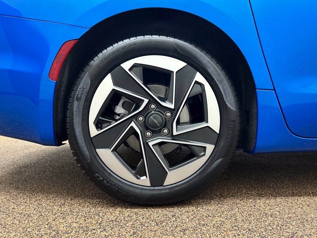 New 2027 Chrysler Pacifica Limited FWD image 28