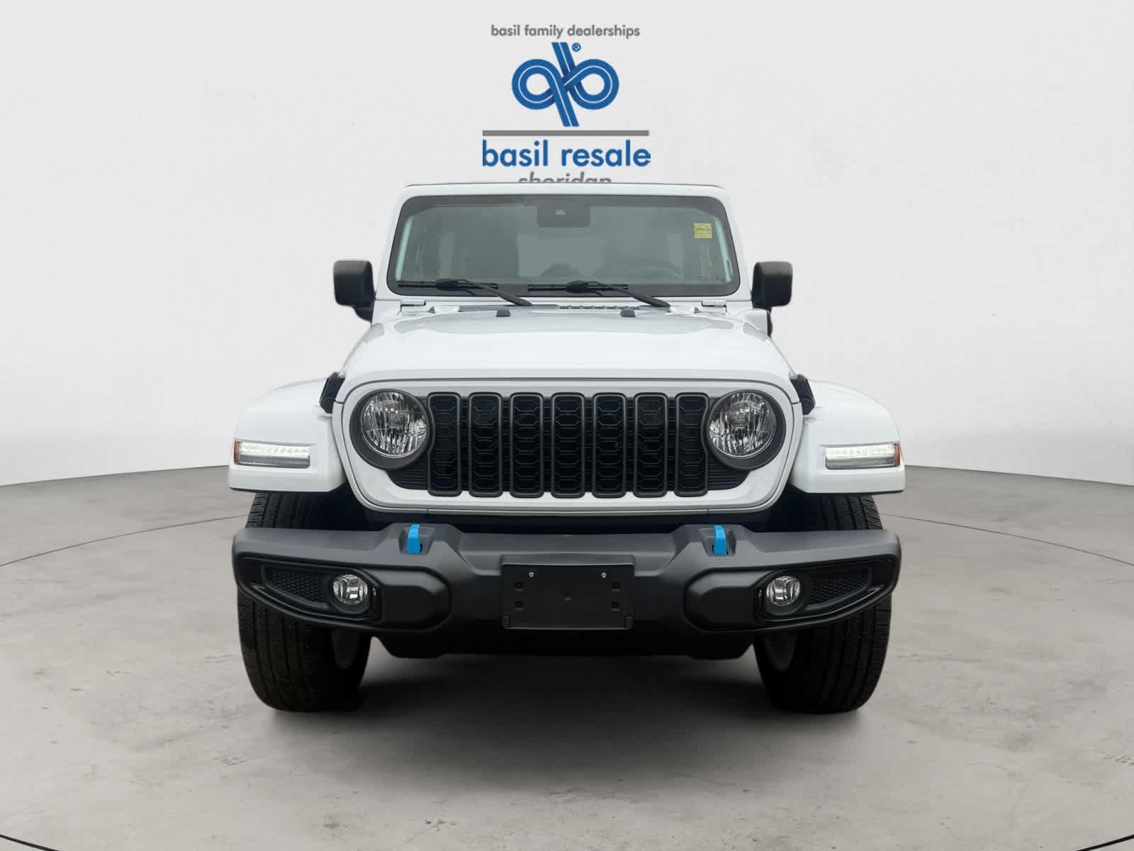 Used 2024 Jeep Wrangler Unlimited AWD/4WD image 9