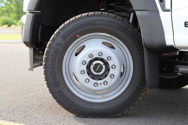 New 2026 Ford F550 4x4 Supercab Super Duty image 2