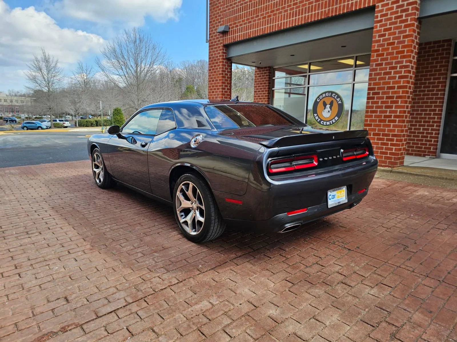 Used 2016 Dodge Challenger SXT Plus image 4