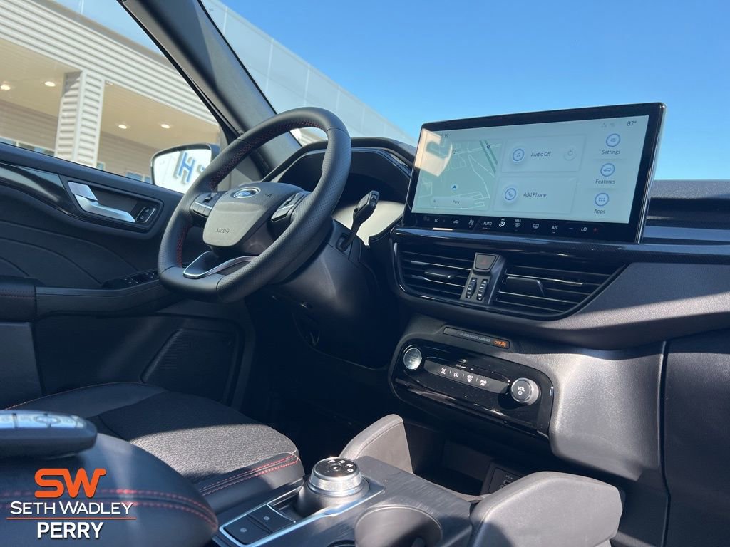 New 2026 Ford Escape ST-Line w/ Tech Pack #1 image 2