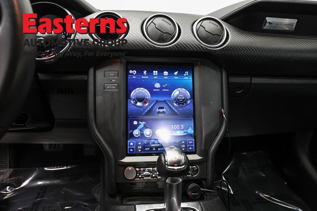 Used 2019 Ford Mustang Coupe RWD image 11