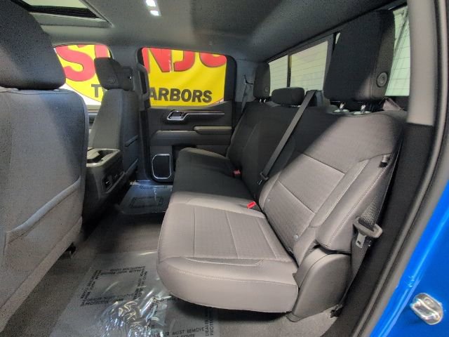 New 2026 Chevrolet Silverado 1500 RST w/ Dark Appearance Package image 32