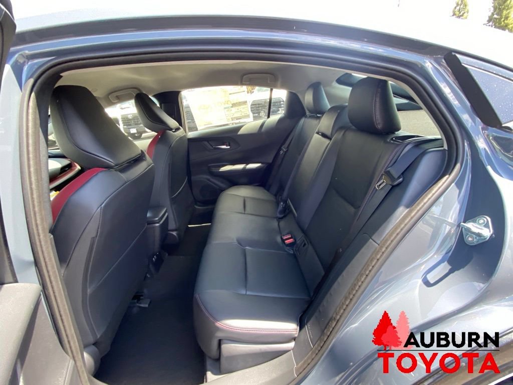 New 2026 Toyota Prius Plug-In Hybrid FWD image 18