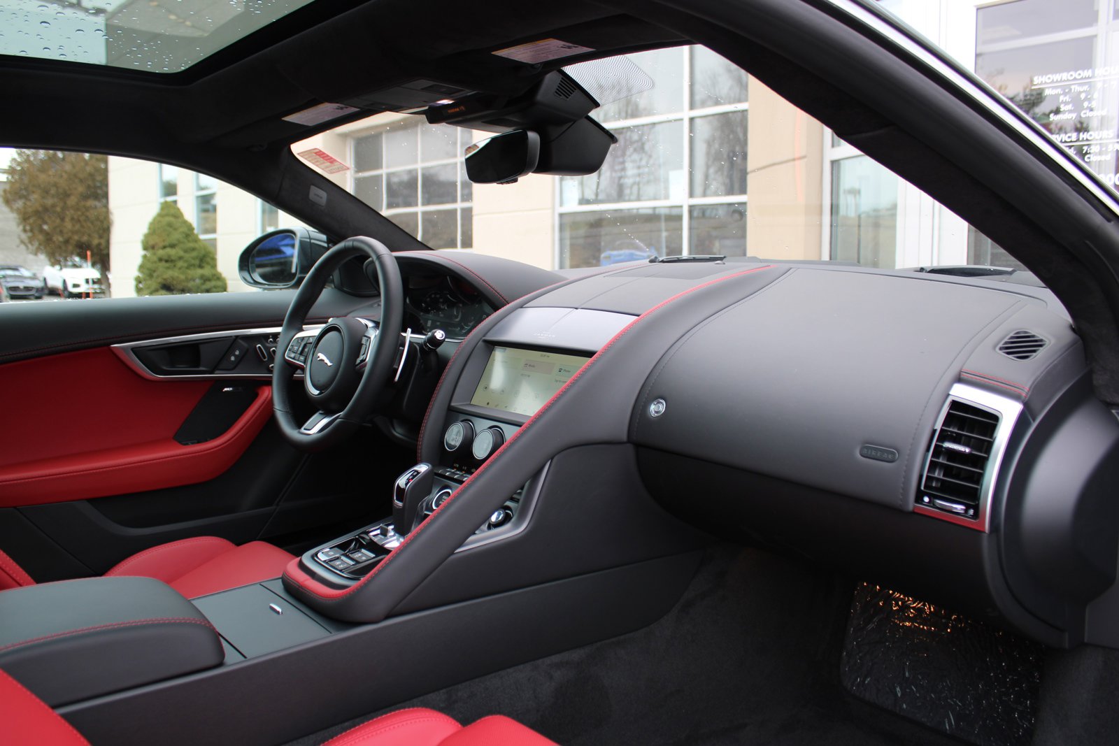 New 2023 Jaguar F-TYPE R-Dynamic image 3