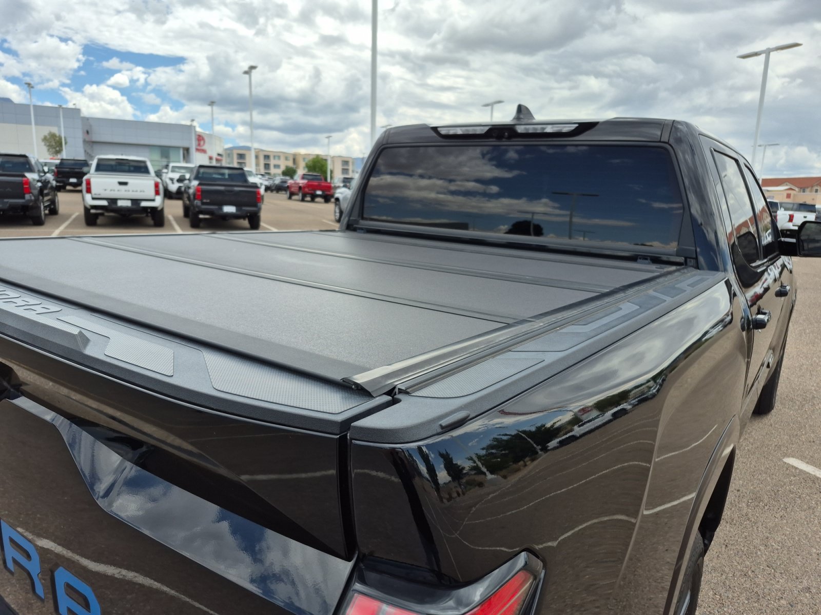 Used 2023 Toyota Tundra Platinum AWD/4WD image 22