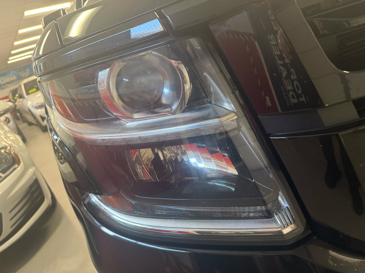 Used 2018 Chevrolet Tahoe Premier image 22