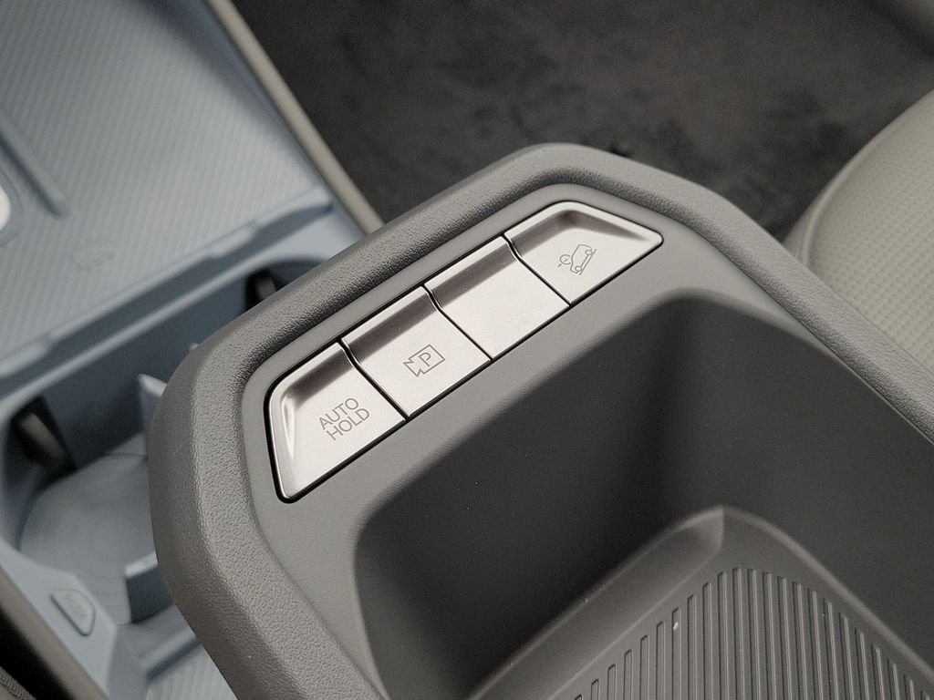 New 2027 Kia EV3 Wind FWD image 35