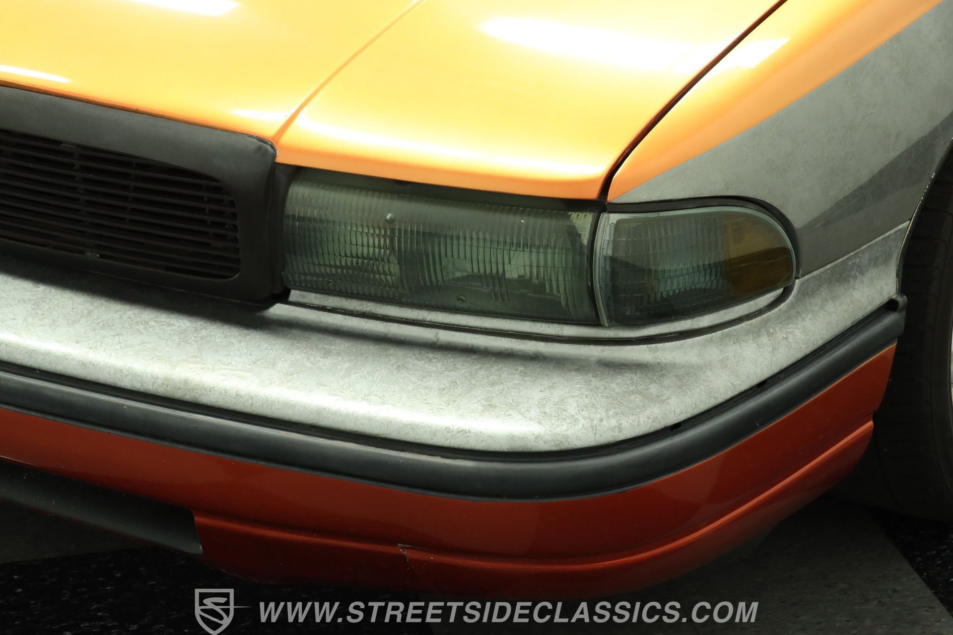 Used 1992 Oldsmobile Custom Cruiser RWD image 20