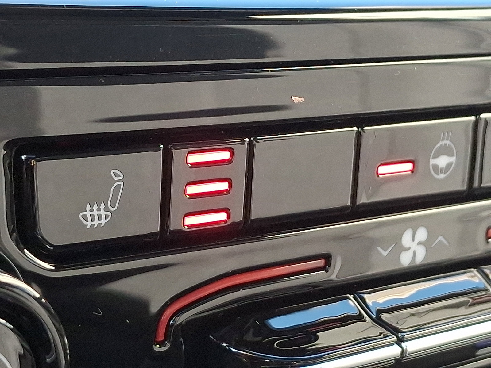 New 2026 Jeep Grand Cherokee L 4WD image 16