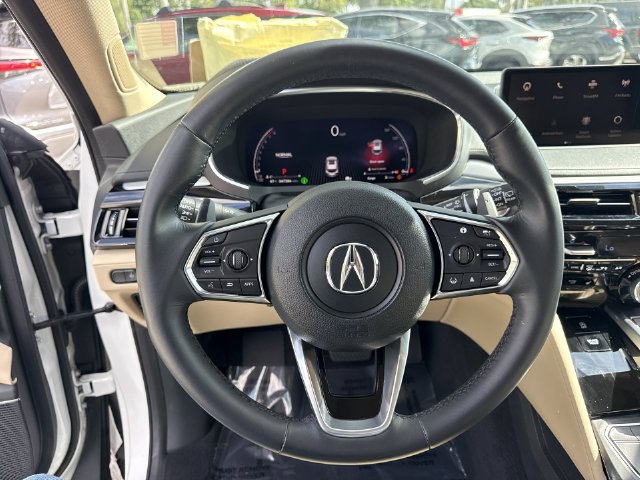 Used 2023 Acura MDX w/ Technology Package FWD image 14