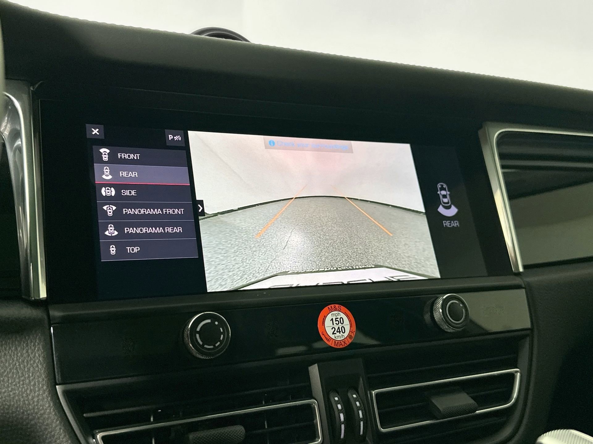 Certified 2026 Porsche Macan image 23