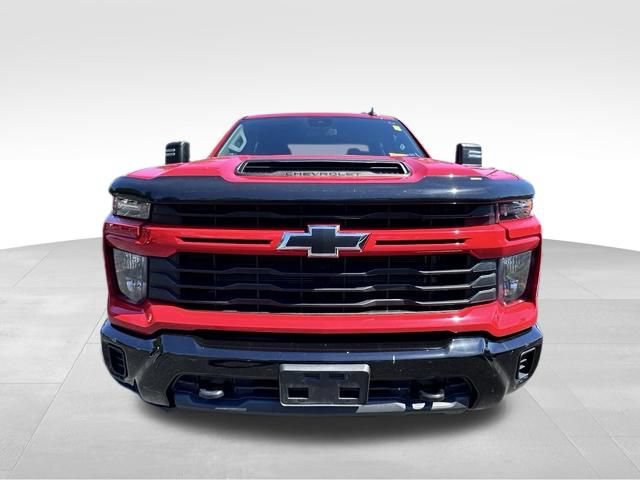 Used 2024 Chevrolet Silverado 2500 Custom w/ Custom Convenience Package AWD/4WD image 10