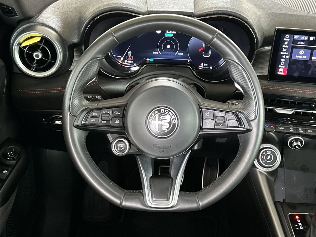 Used 2024 Alfa Romeo Tonale Veloce image 16