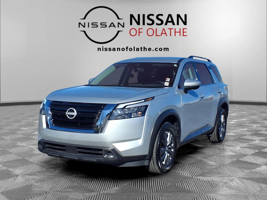 Certified 2025 Nissan Pathfinder SV