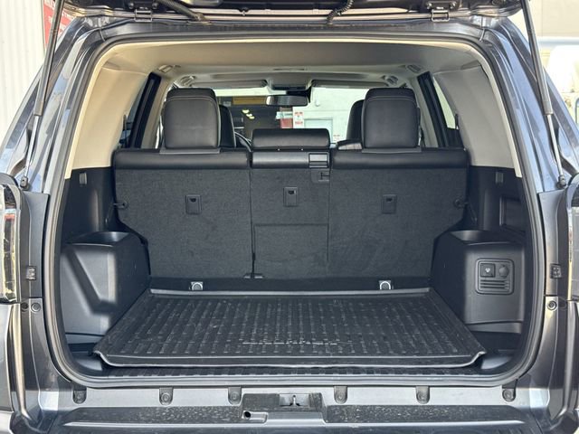 Used 2023 Toyota 4Runner SR5 Premium w/ Moonroof Package image 31