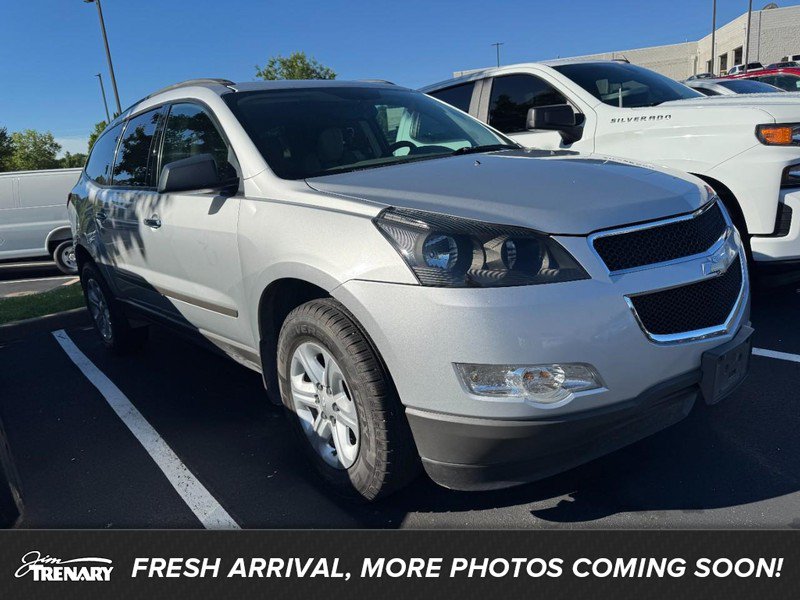 Used 2011 Chevrolet Traverse LS FWD image 1