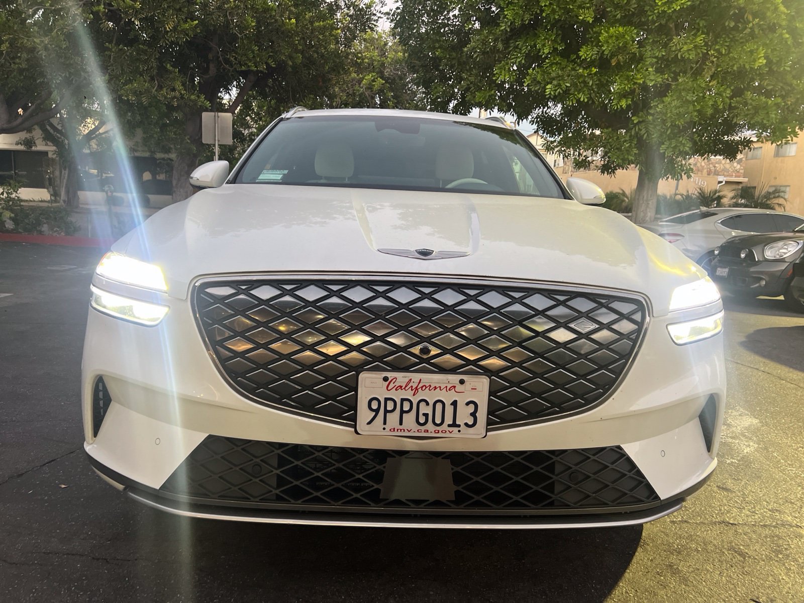 Used 2025 Genesis Electrified GV70 AWD/4WD image 9