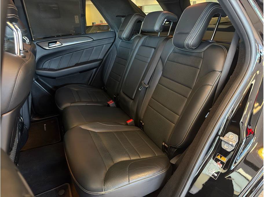 Used 2019 Mercedes-Benz GLE 63 AMG 4MATIC image 31