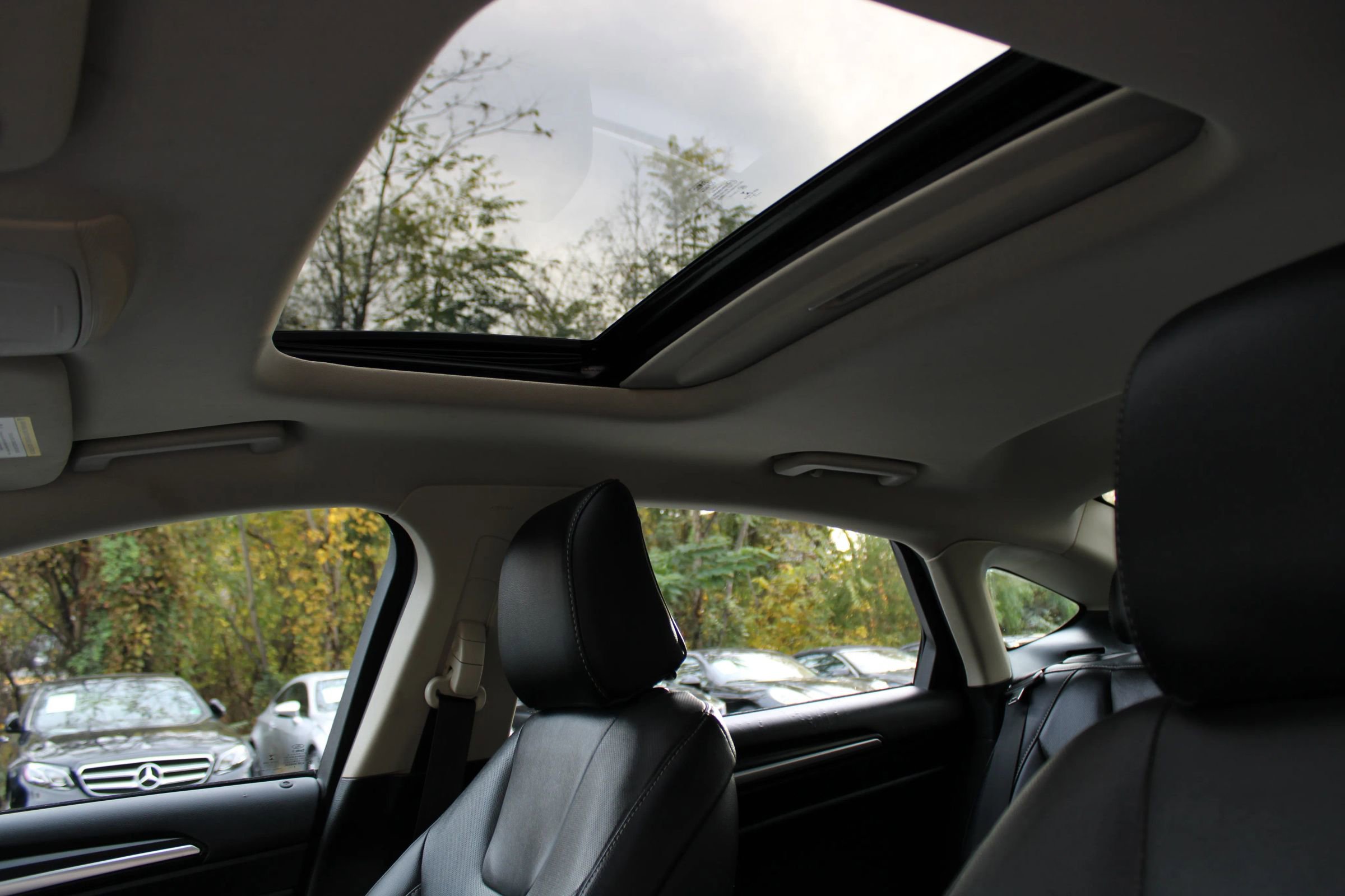 Used 2020 Ford Fusion Titanium image 26