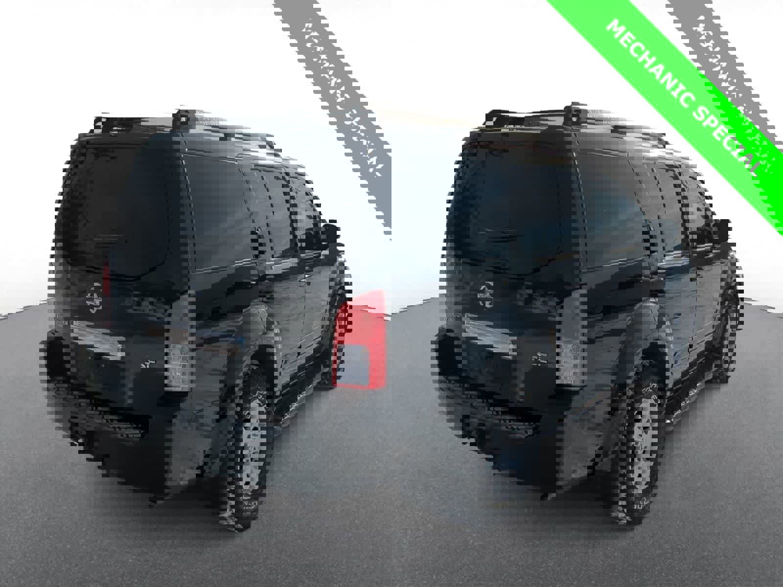 Used 2007 Nissan Pathfinder SE w/ SE Premium Pkg image 8