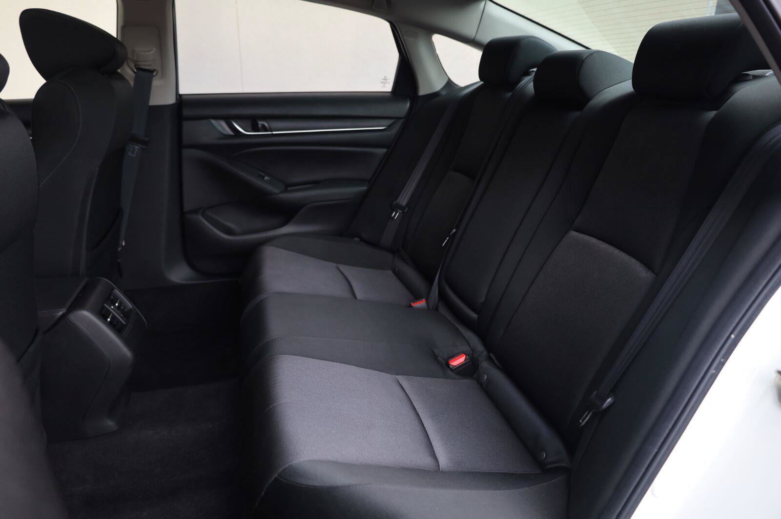 Used 2019 Honda Accord EX image 22