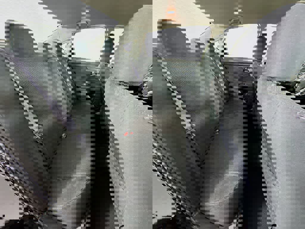 Used 2014 Nissan Altima 2.5 SV image 30