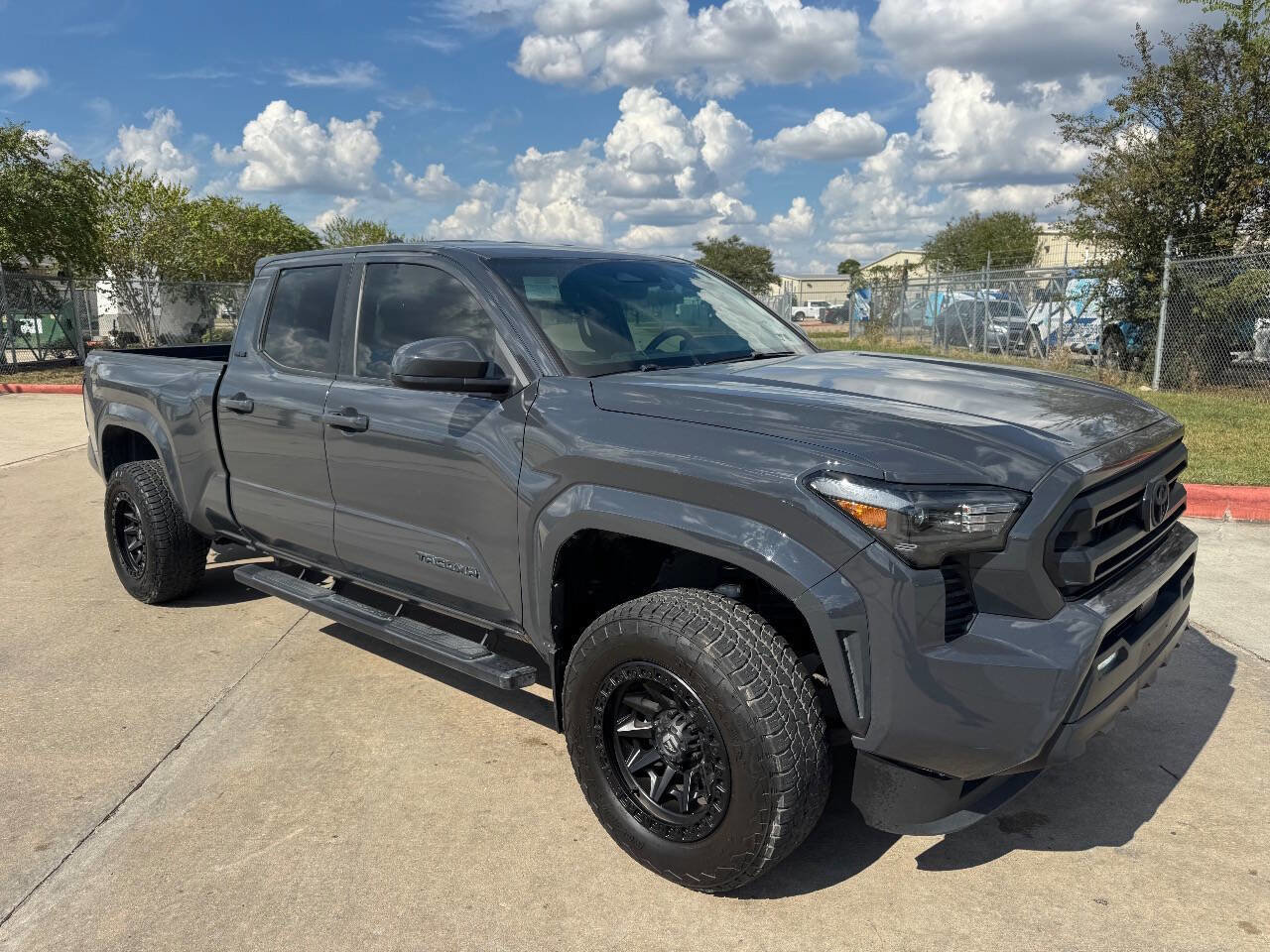 Used 2024 Toyota Tacoma SR5 image 5