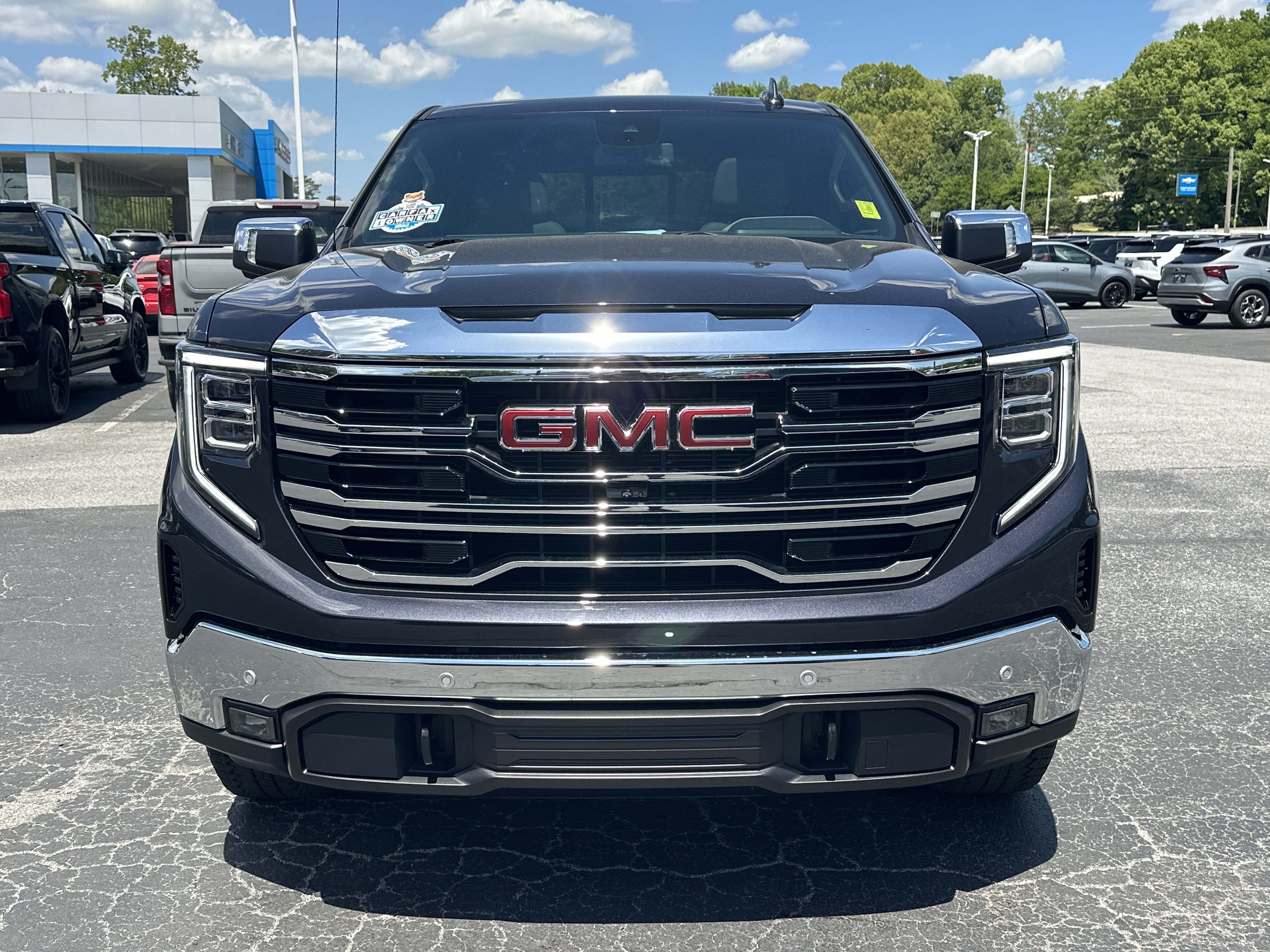 Used 2025 GMC Sierra 1500 SLT w/ SLT Premium Plus Package image 3