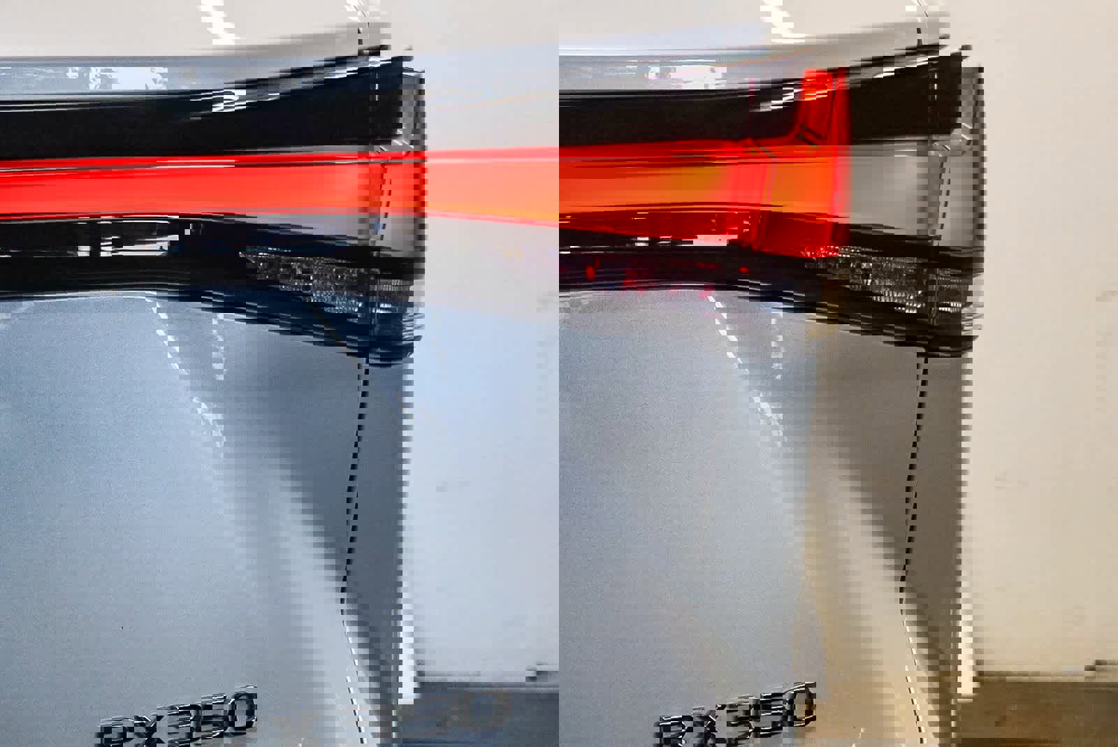 Used 2024 Lexus RX 350 FWD w/ Technology Package image 11