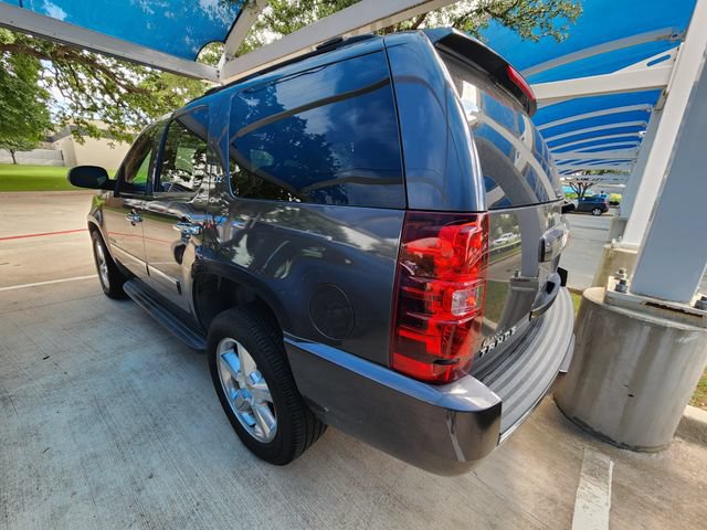 Used 2010 Chevrolet Tahoe LTZ RWD image 6