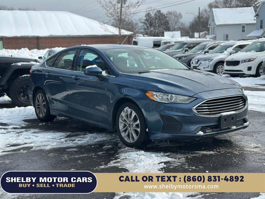 Used 2019 Ford Fusion SE FWD image 3