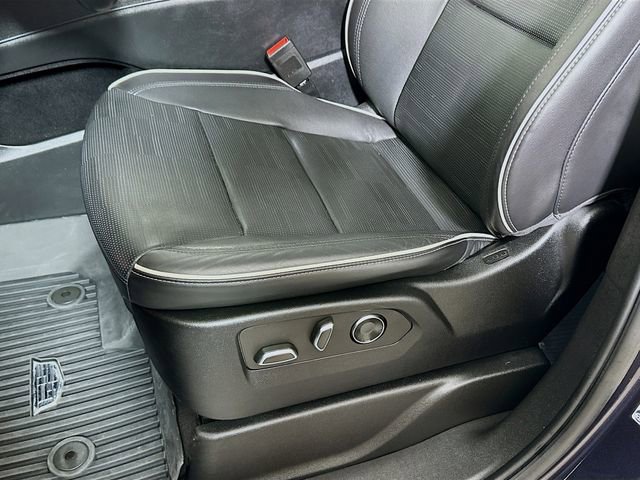 Certified 2023 Cadillac Escalade Premium Luxury w/ LPO, Floor Liner Package AWD/4WD image 21