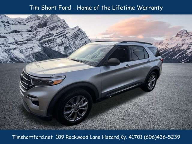 Used 2020 Ford Explorer XLT w/ Equipment Group 202A image 2