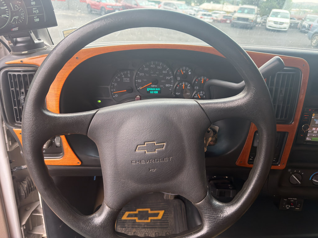 Used 2006 Chevrolet Kodiak C4500 2WD Crew Cab image 12