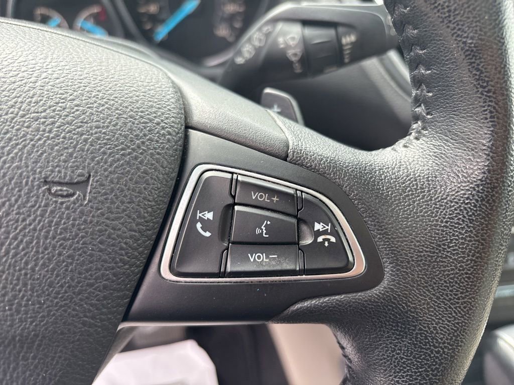 Used 2017 Ford Escape Titanium FWD image 21