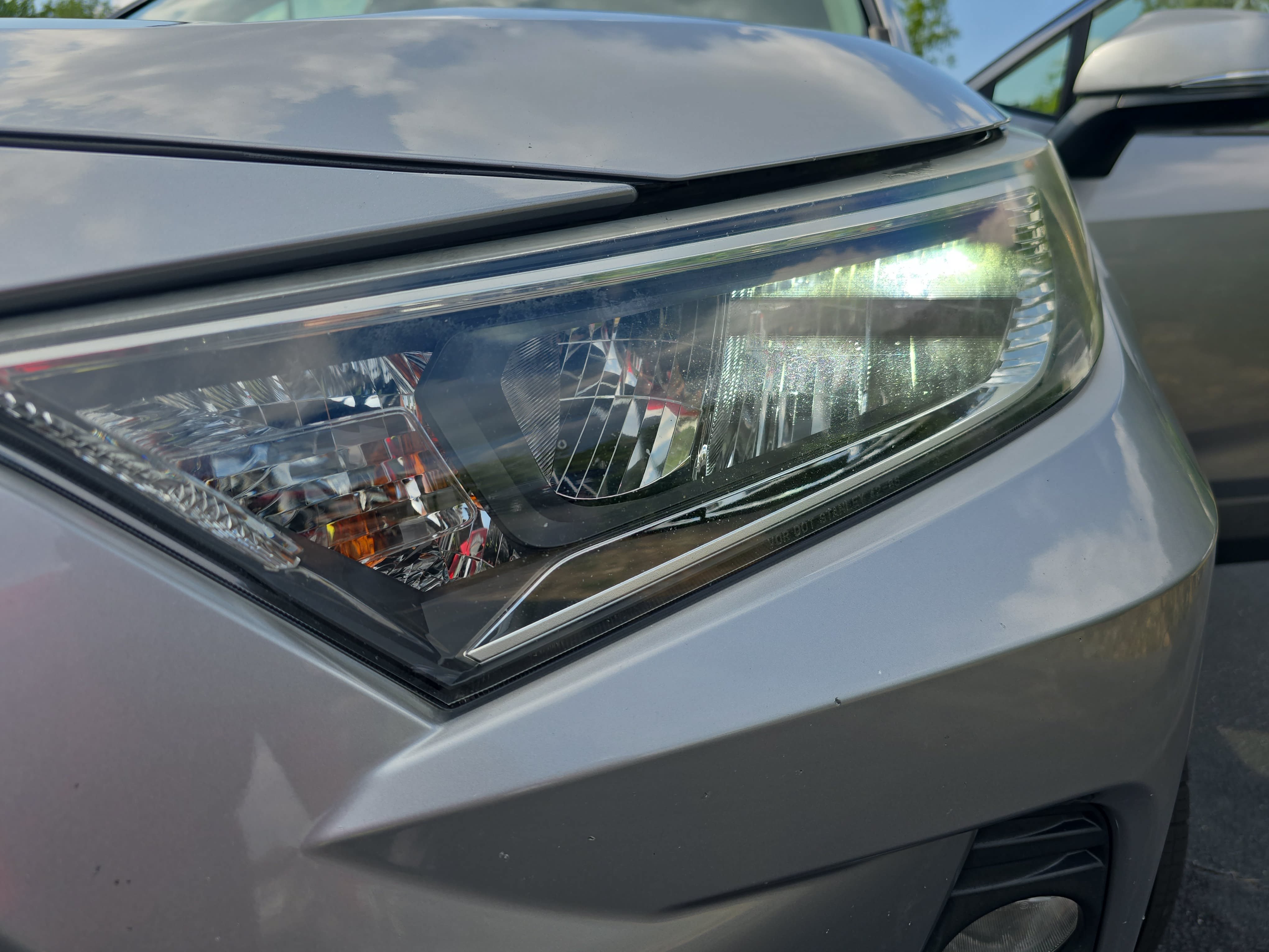 Used 2019 Toyota RAV4 XLE Premium w/ Advanced Technology Package FWD image 32