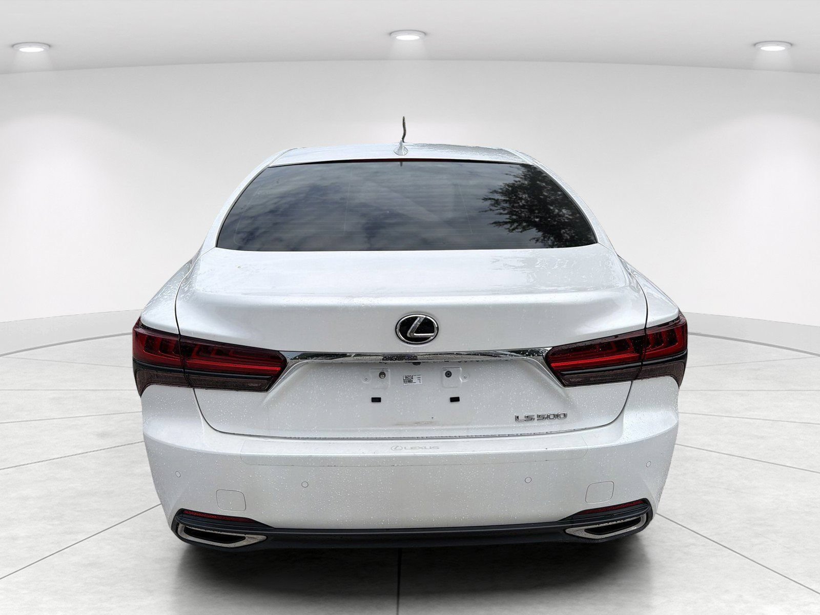 Used 2023 Lexus LS 500 w/ Accessory Package (Z2) RWD image 5