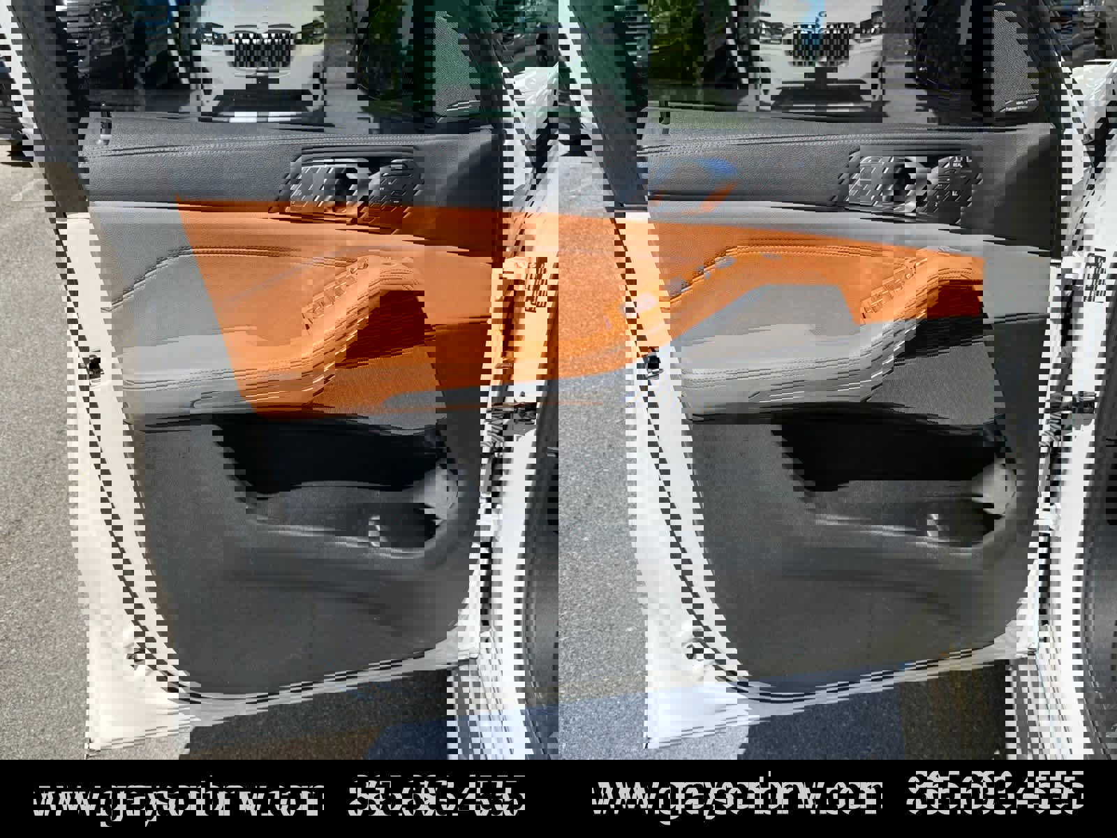 Used 2021 BMW X7 xDrive40i w/ Executive Package image 16