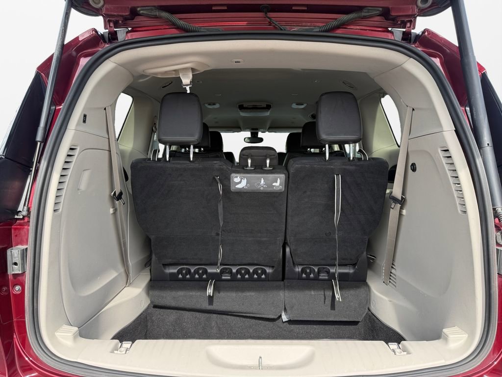 Certified 2019 Chrysler Pacifica Touring-L image 18