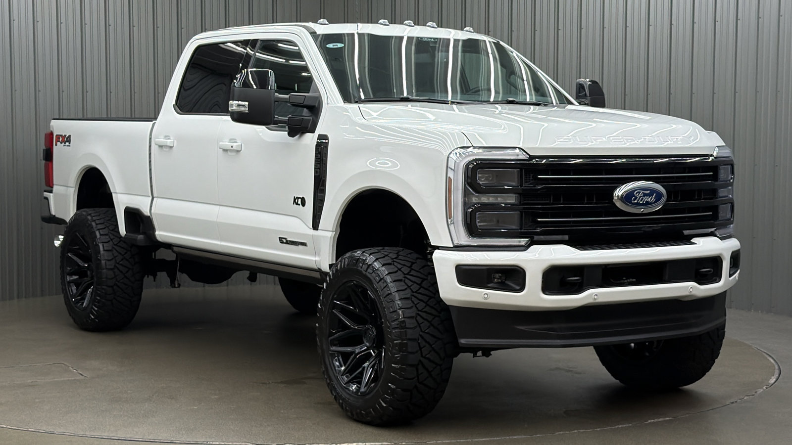 Used 2026 Ford F250 Platinum AWD/4WD image 7