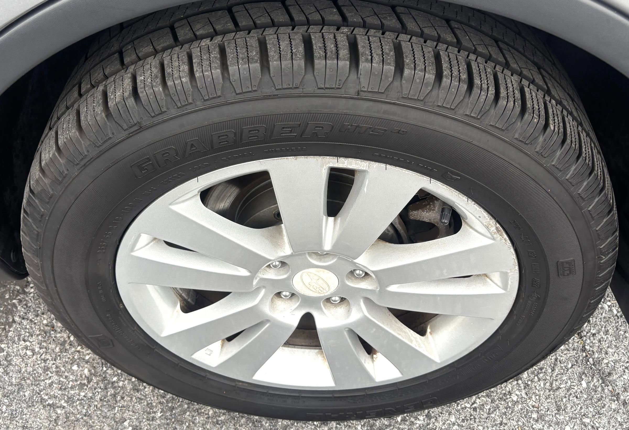 Used 2011 Subaru Tribeca Limited w/ PWR Moonroof & Navigation Pkg AWD/4WD image 8