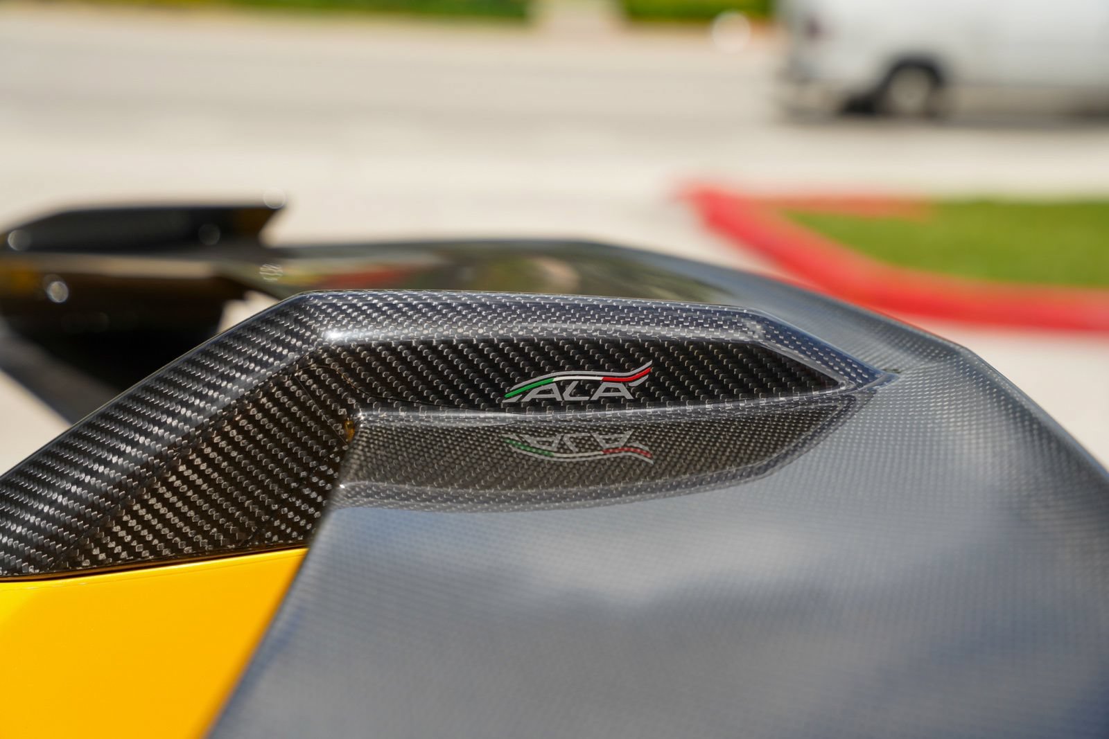 Used 2021 Lamborghini Aventador SVJ AWD/4WD image 12